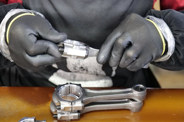 Skjæreskader i arbeidslivet: Hvordan forebygge kuttskader på hender og fingre