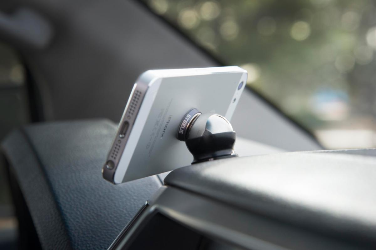 Mobilholder Steelie Car Mount