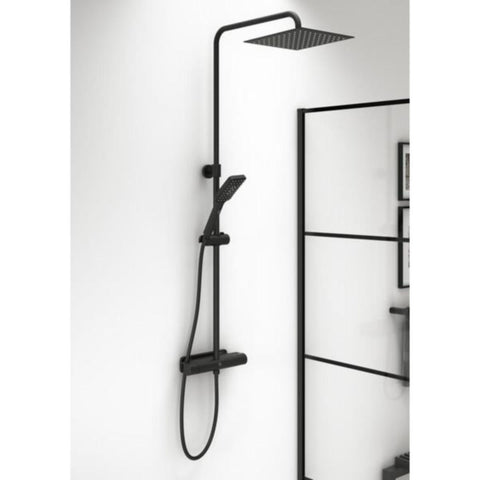 Takdusjpakke Estetic Square med termostat, Gustavsberg - Villeroy & Boch