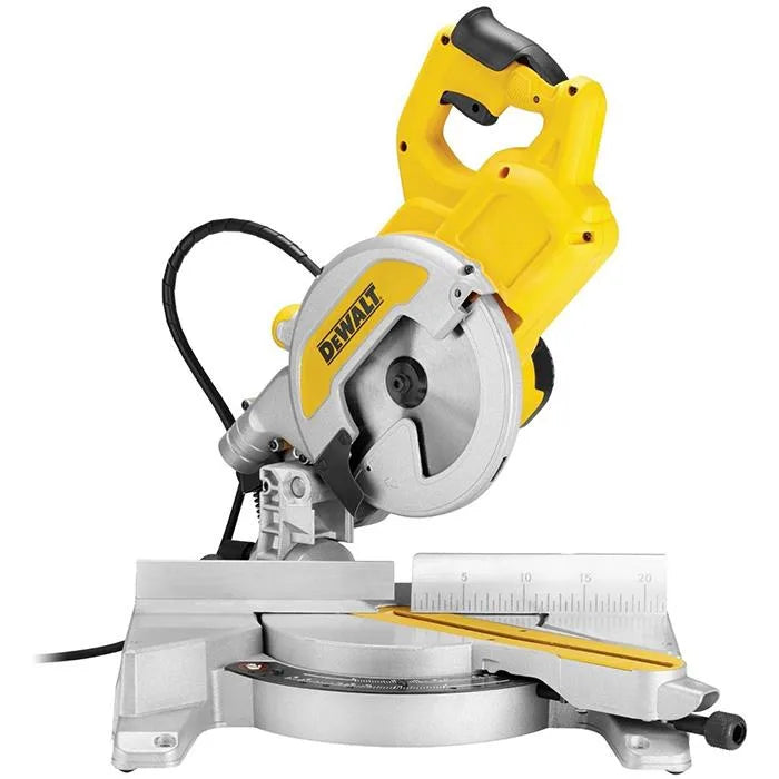 Kapp/gjæringssag DWS777 DeWalt 1800W Ø216mm (623878)