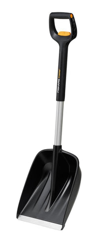 Bilsnøspade Fiskars X-Series
