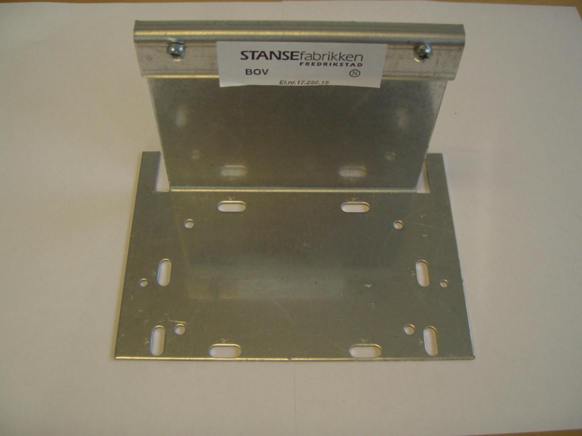 Brakett for sikringsbryter Stansefabrikken - Stansefabrikken Products AS
