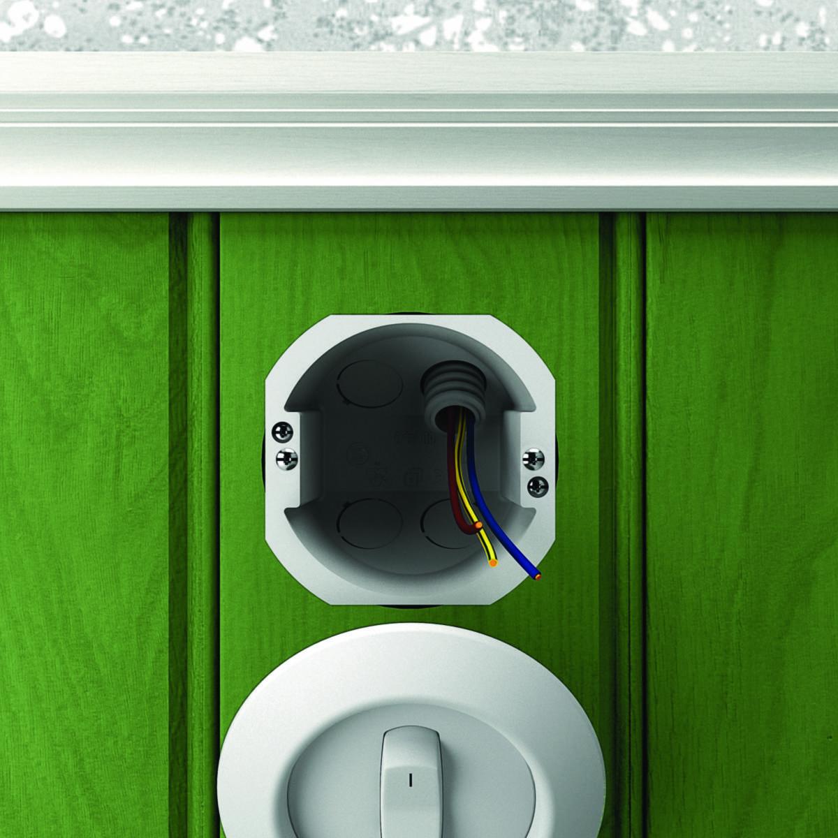 Veggboks Schneider korr.rør - Schneider Electric
