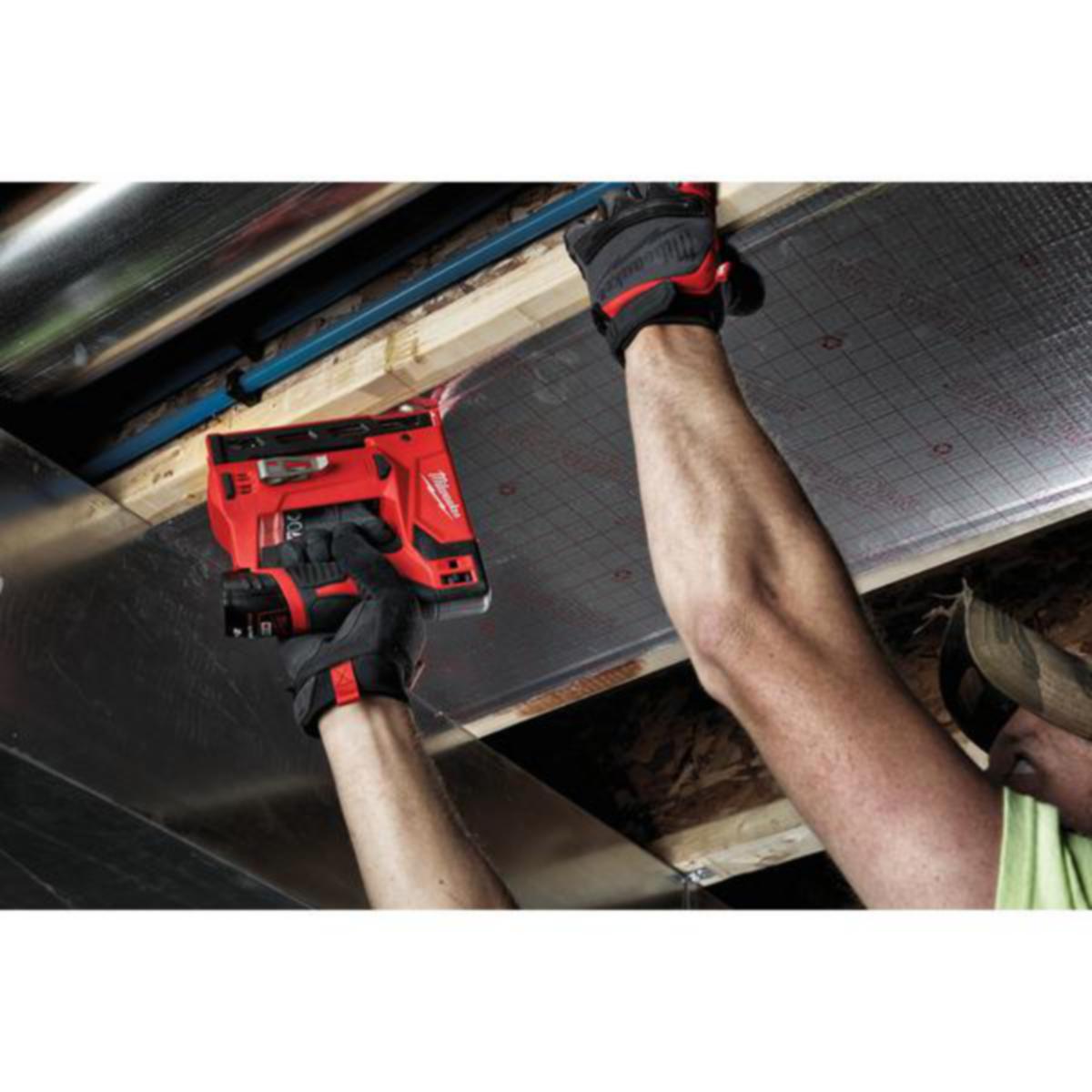 Stiftepistol Milwaukee M12 BST-202X