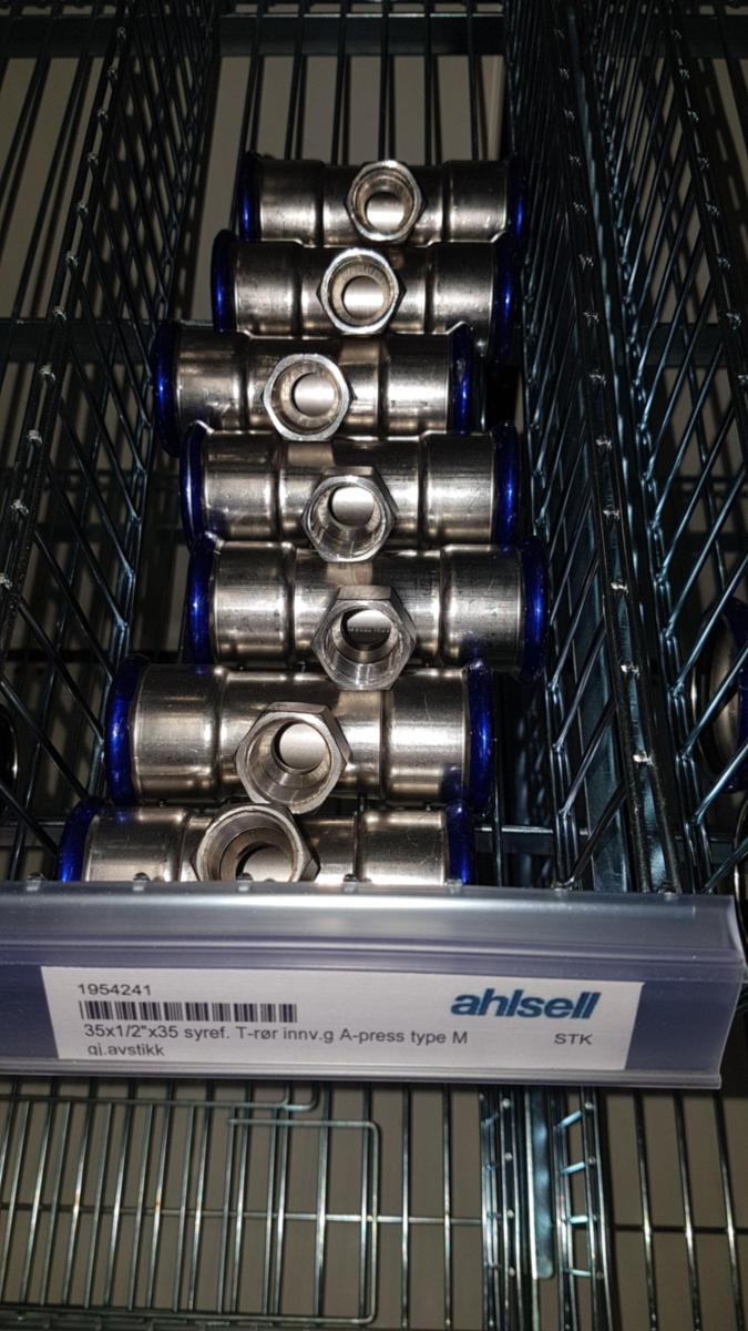 T-rør med innvendig gjenget avstikk, syrefast, A-press - a-collection