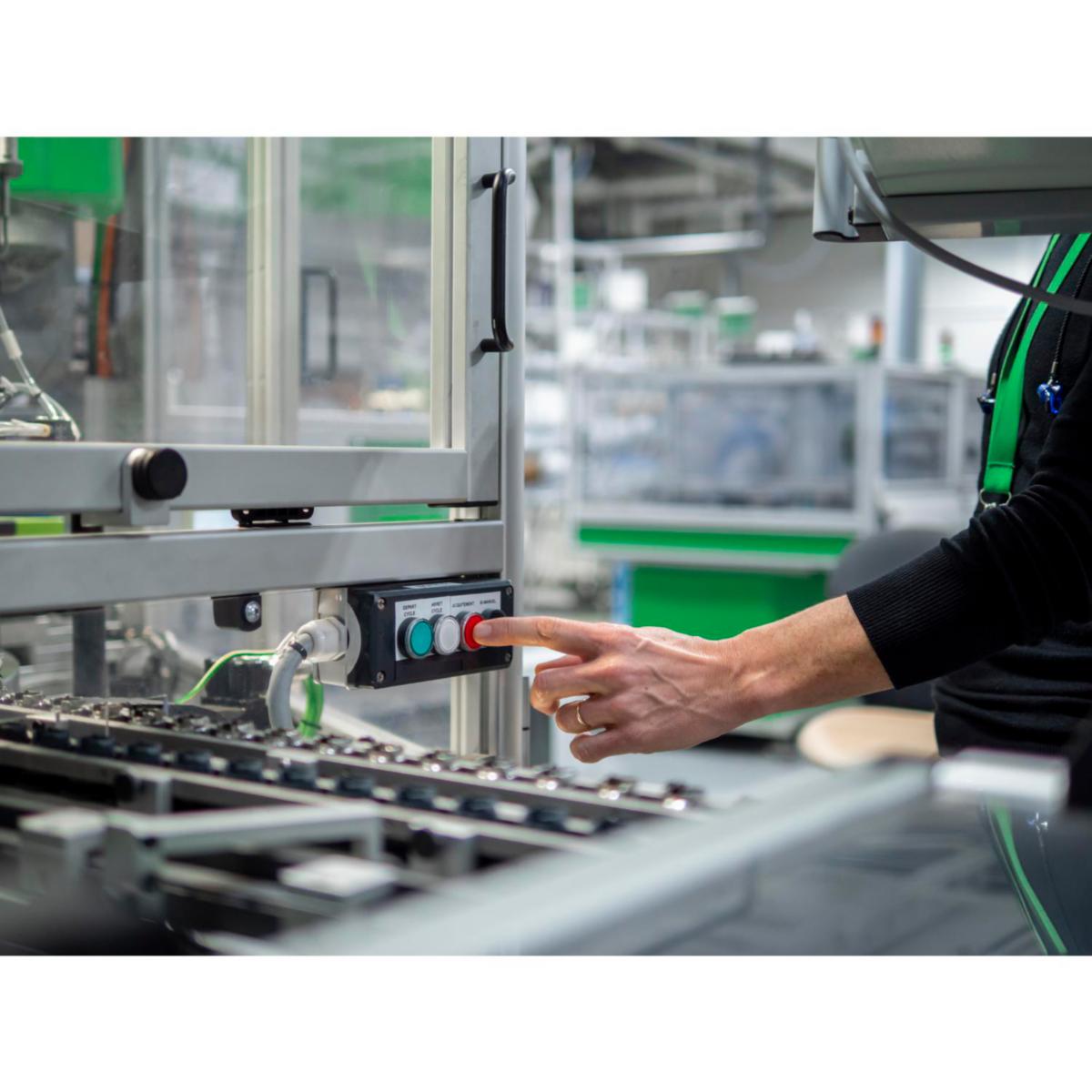 Vendere Schneider innfellt - Schneider Electric