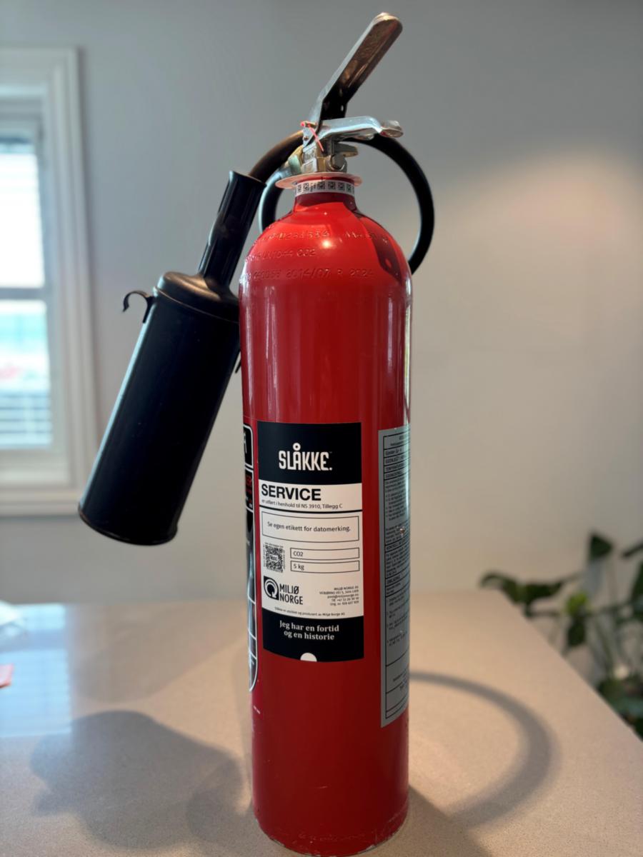 Brannslukker Slåkke CO2 5kg Ombrukt - Miljø Norge