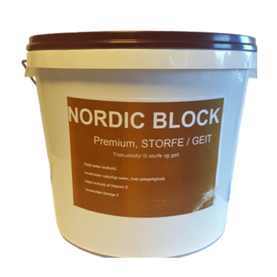 Nordic Block Premium Storfe/Geit – 20 kg mineralbøtte med brunt lokk